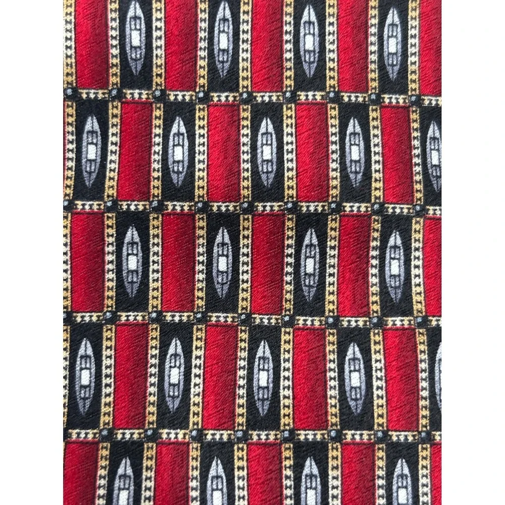 Gianfranco Ruffini Italy Men's 100% Silk Geometric Necktie Red Black Made USA
